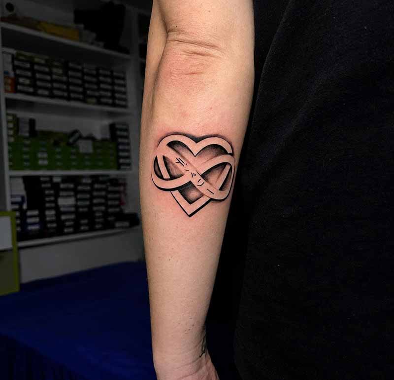 Black And White Tattoo Singapore: Best Designs & Styles To Try