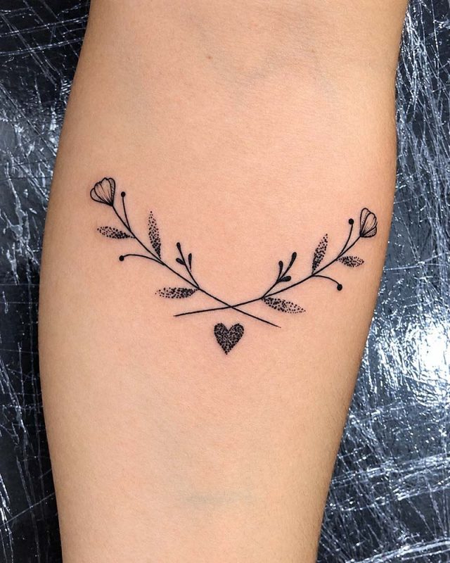 Black and Gray Tattoos: Elegant Designs That Never Go Out of Style