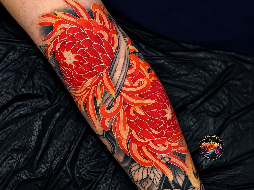 Chrysanthemum Tattoo Ideas With Deep Meaning And Timeless Beauty