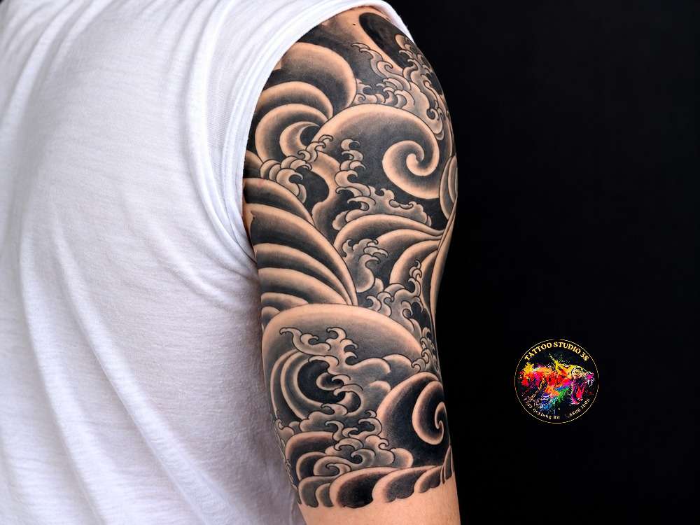 Japanese Cloud Tattoo Ideas With Meaning And Timeless Beauty
