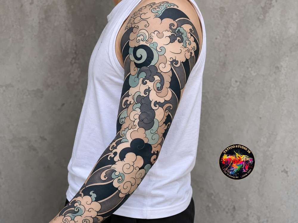 Japanese Cloud Tattoo Ideas With Meaning And Timeless Beauty
