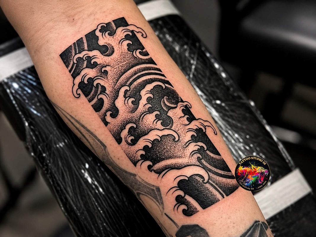 Japanese Wave Tattoo Ideas: From Traditional To Modern Designs