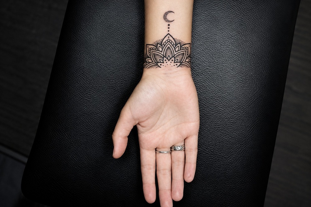 Simple But Stunning Minimalist Tattoo Ideas For Everyone