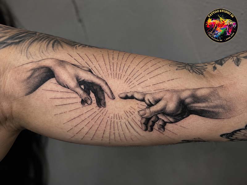 Realistic Statue Tattoo: Turning Iconic Sculptures Into Skin Art