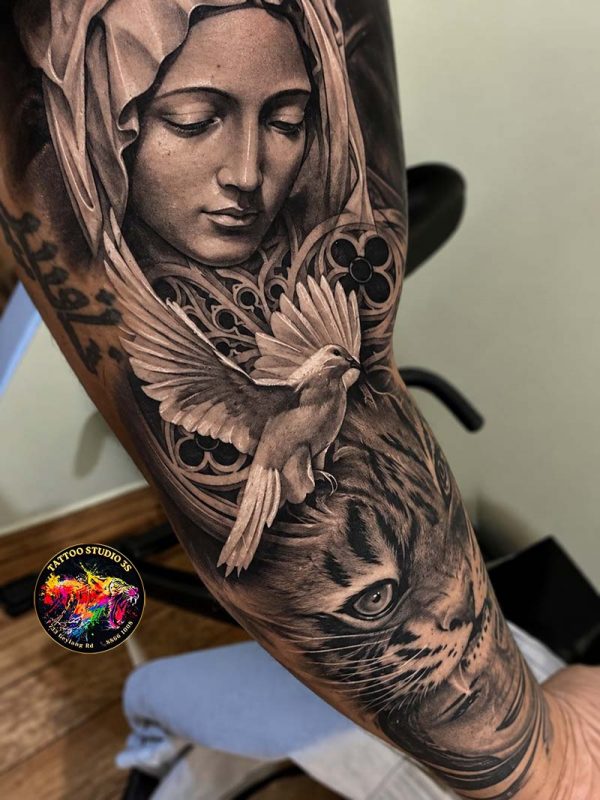 Realistic Statue Tattoo: Turning Iconic Sculptures Into Skin Art