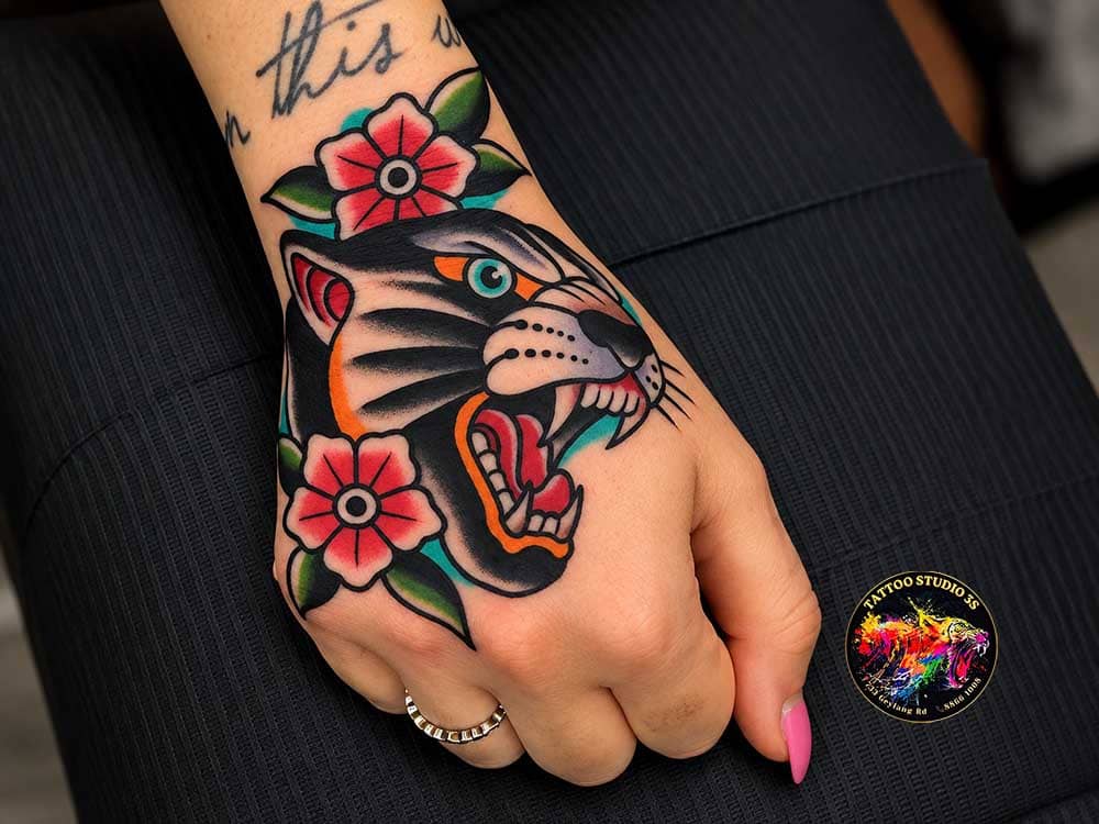 Should You Tattoo Your Fingers, Hands Or Feet? What To Consider